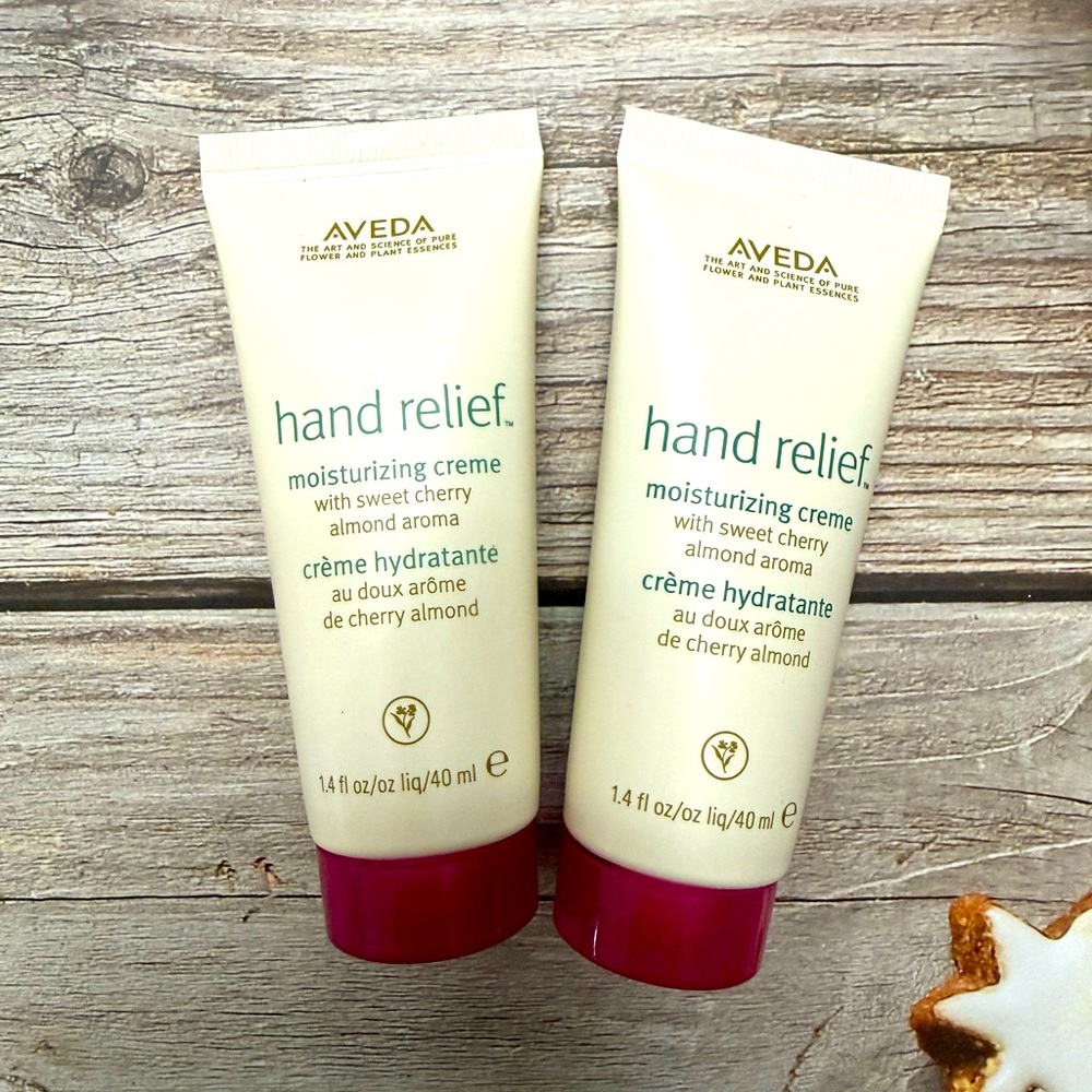 2x Aveda hand relief moisturizing creme, sweet cherry almond aroma 1.4oz/40ml Ea